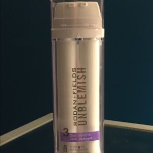 UNBLEMISH R+F Step 3 Treatment